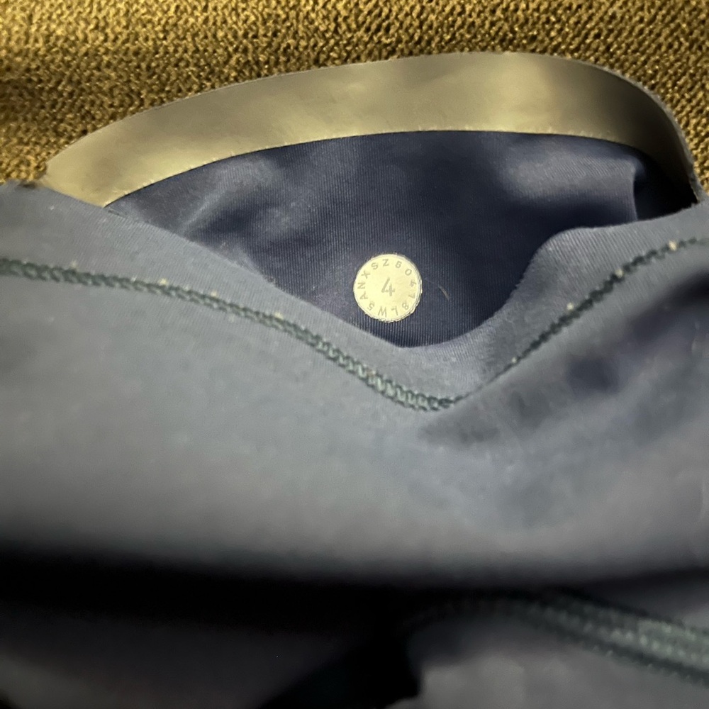 Lululemon Blue Leggings - image 4